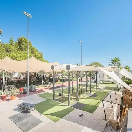 Hills Luxury 3 Bed 埃斯特波纳