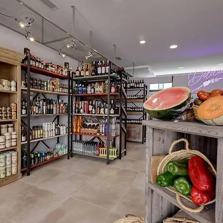 Hills Luxury 3 Bed Apartman